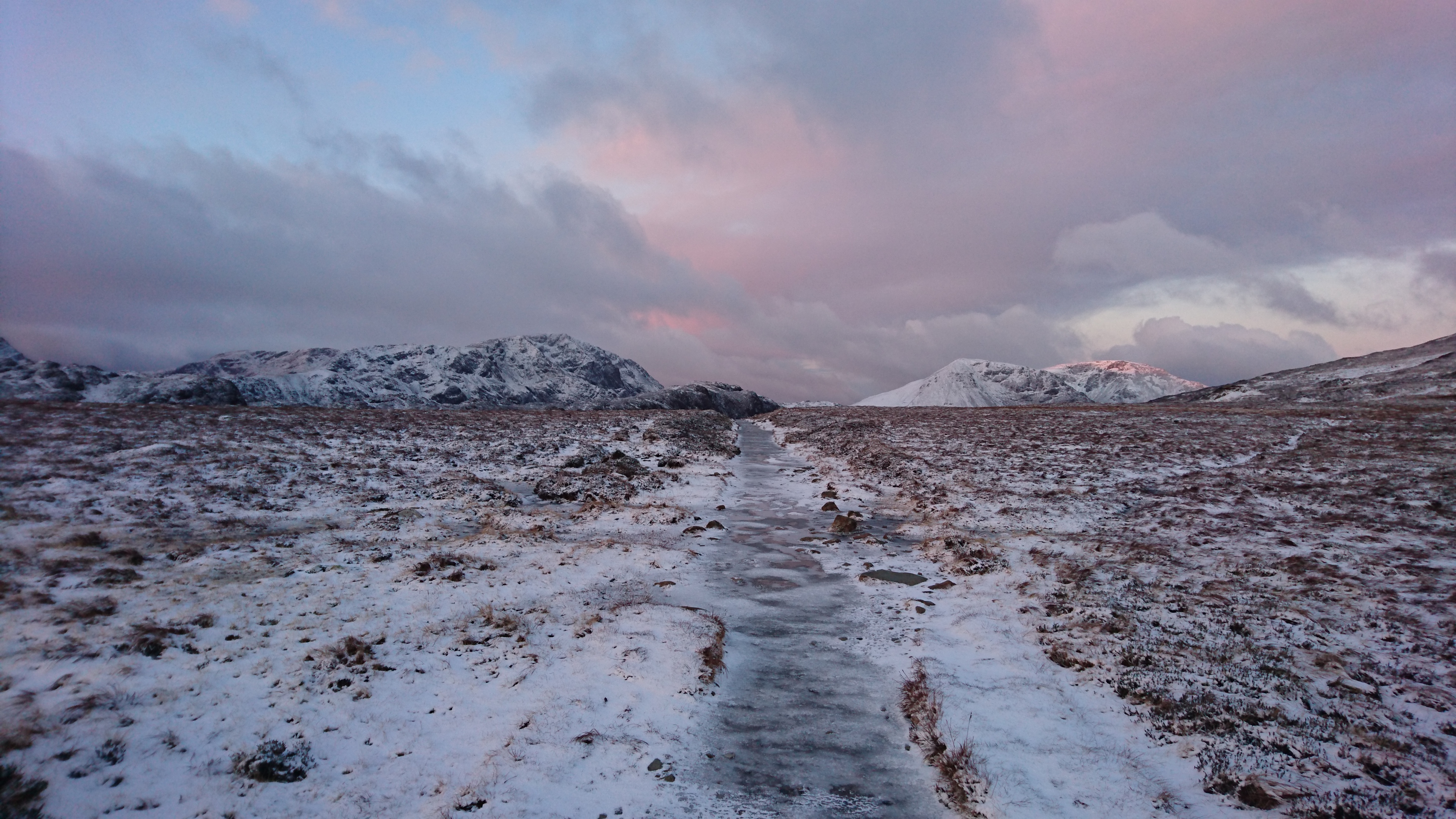 Walk out to Haystacks